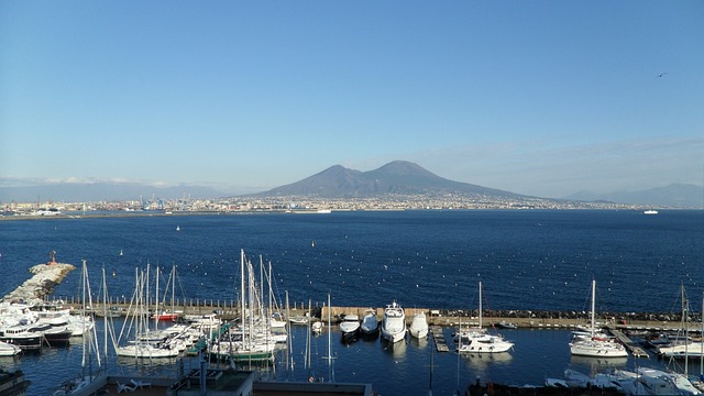Golf von Neapel mit Vesuv, Kampanien